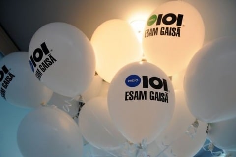 radio 101 esam gaisa baloni
