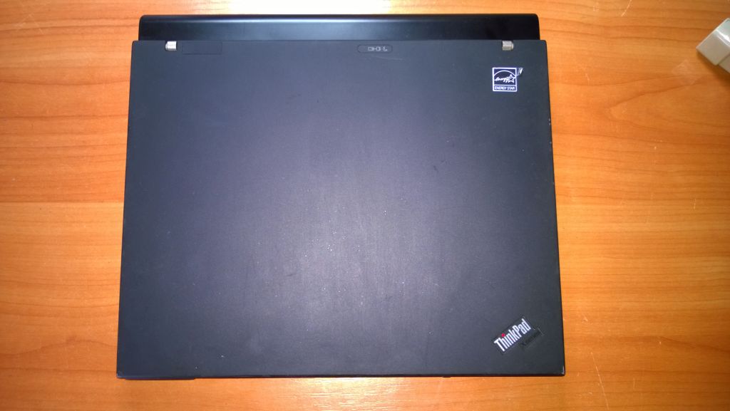 Lenovo Thinkpad x61 top